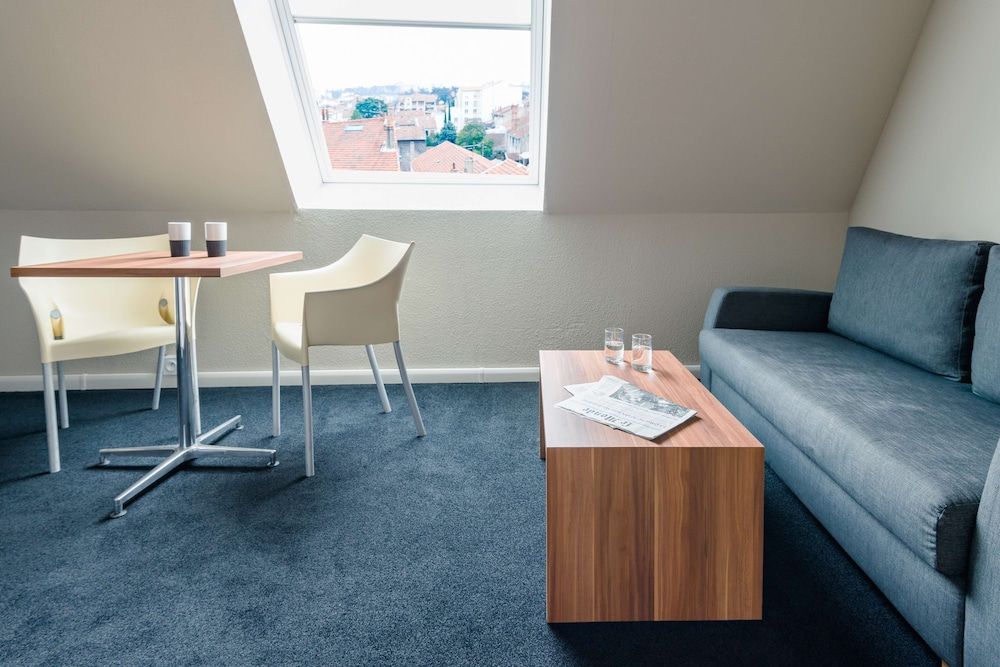 Best Western Hotel Atrium Valence Superior Room, 1 Queen Bed, Non Smoking, Mezzanine (with Sofabed) 4