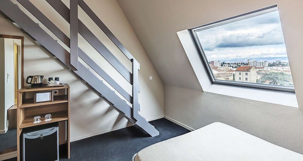 Best Western Hotel Atrium Valence Superior Room, 1 Queen Bed, Non Smoking, Mezzanine (with Sofabed) 7