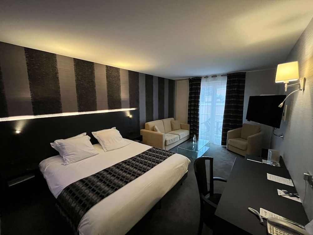 Junior Suite, 1 King Bed, Non Smoking