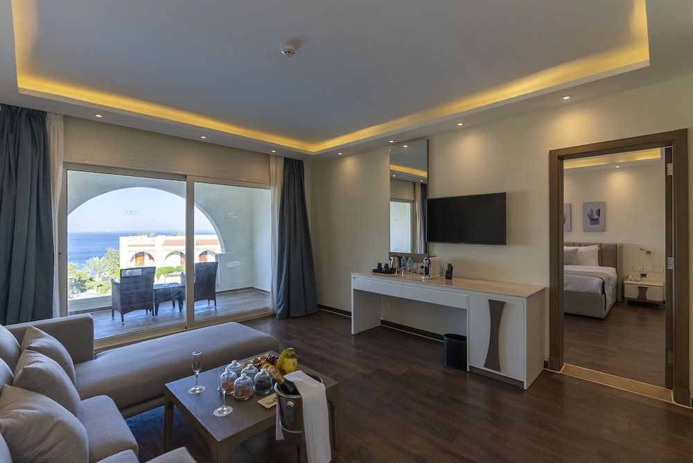 undefined SUNRISE Montemare Resort Grand Select 8