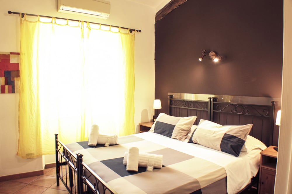 undefined Sixtythree Guesthouse 4