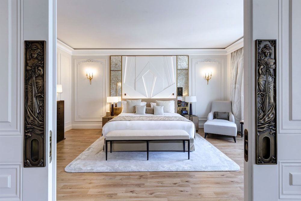 Hôtel de Paris Monte-Carlo Suite - City or Patio view