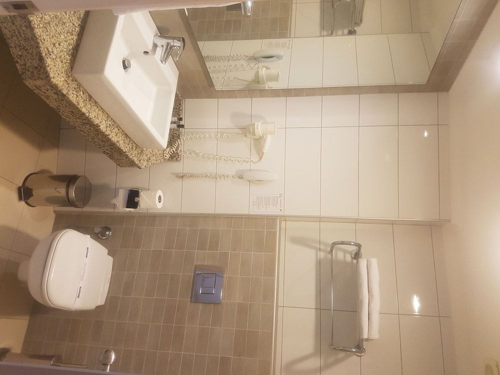 Grand Okan Hotel Standard Single Room 5