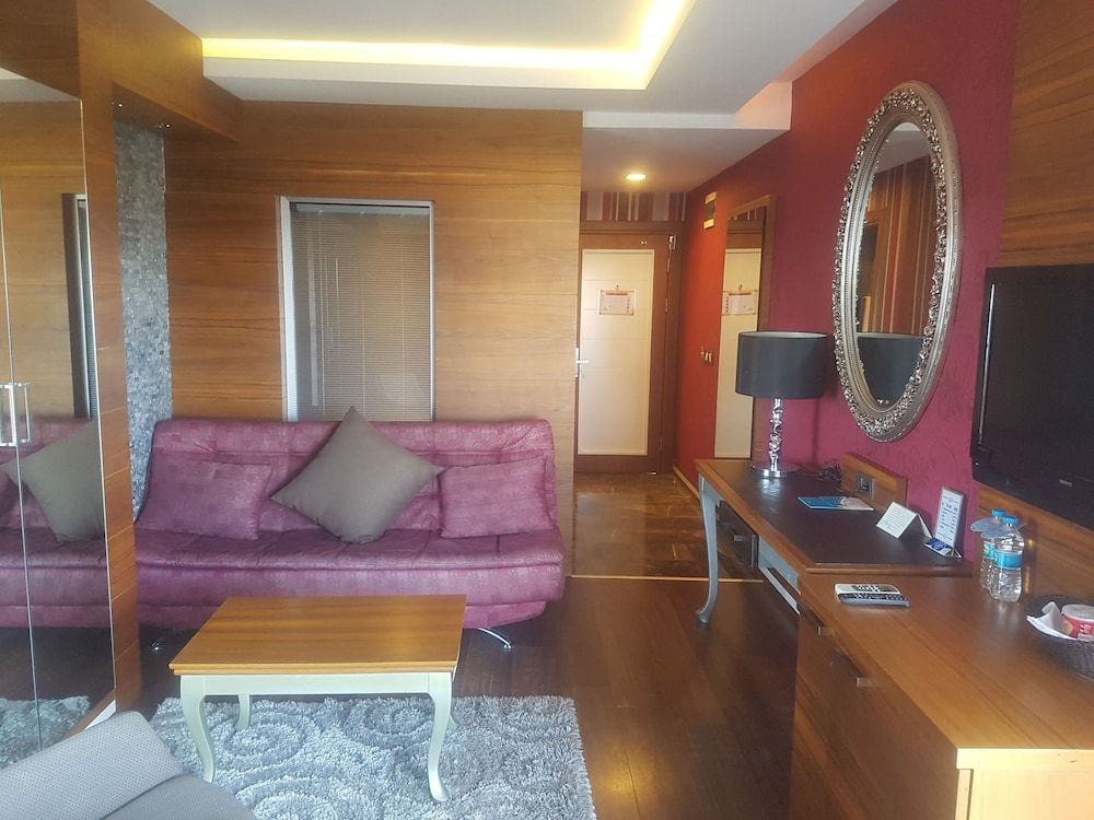 Grand Okan Hotel Executive Room 5