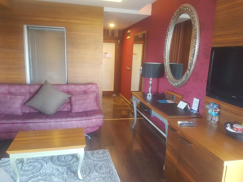 Grand Okan Hotel Executive Room 6