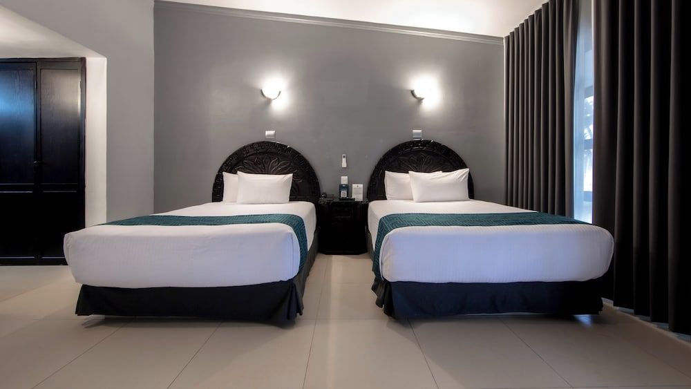 InHouse Select Hacienda Tres Rios Hotel Culiacán Standard Double Room, Pool View 7