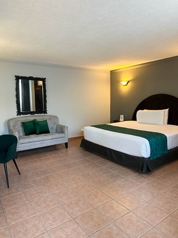 InHouse Select Hacienda Tres Rios Hotel Culiacán Standard Room, Garden View 2