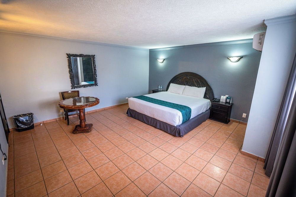 InHouse Select Hacienda Tres Rios Hotel Culiacán Standard Room, Garden View 8
