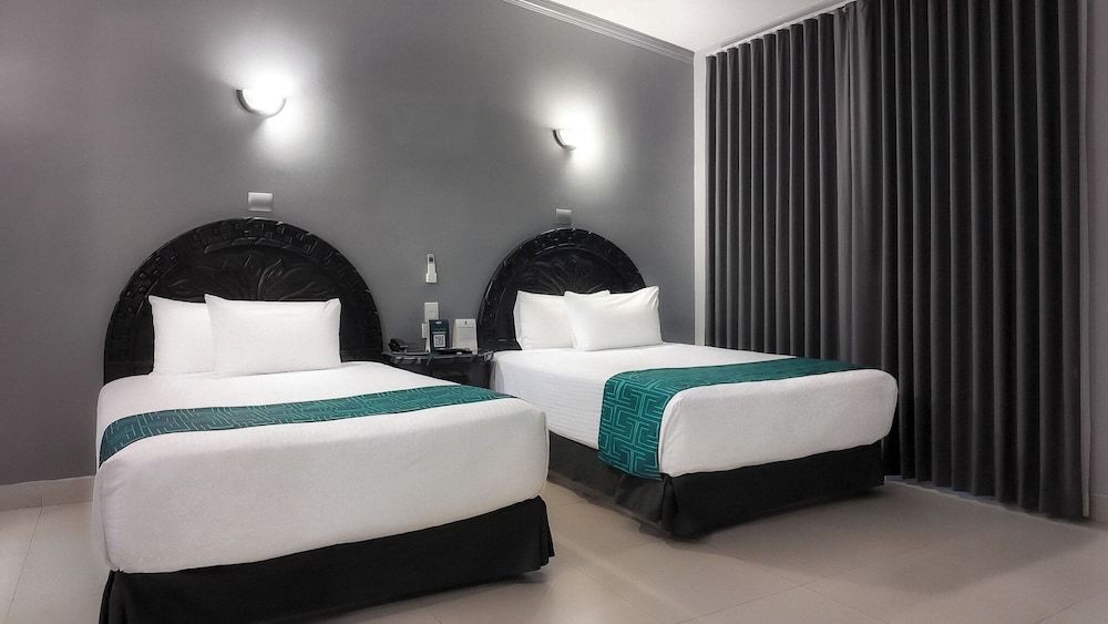 InHouse Select Hacienda Tres Rios Hotel Culiacán Standard Double Room, Pool View 10