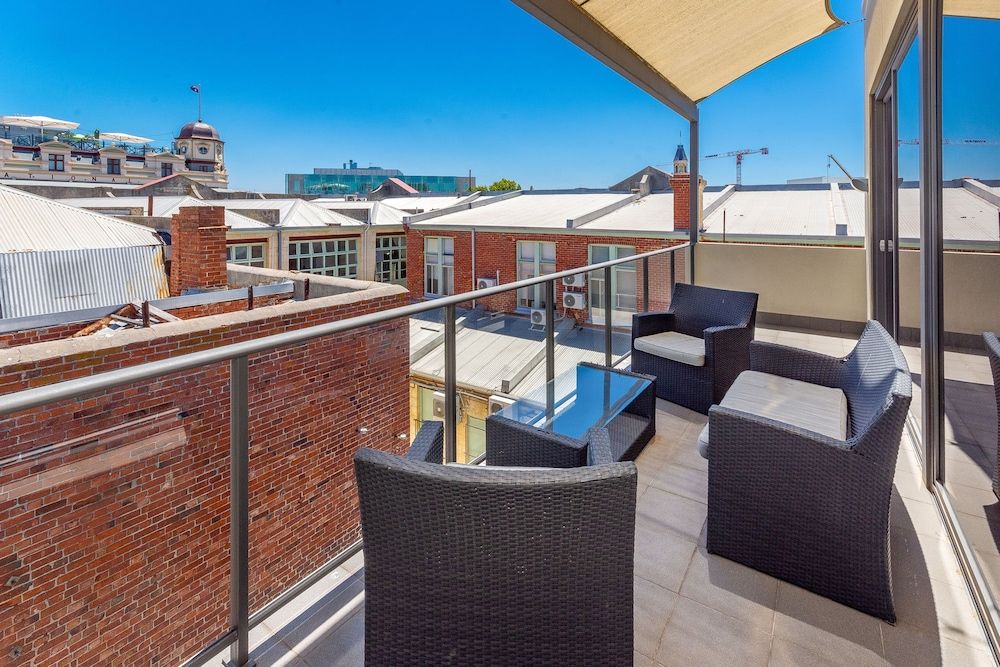 New Haus Suite With Balcony