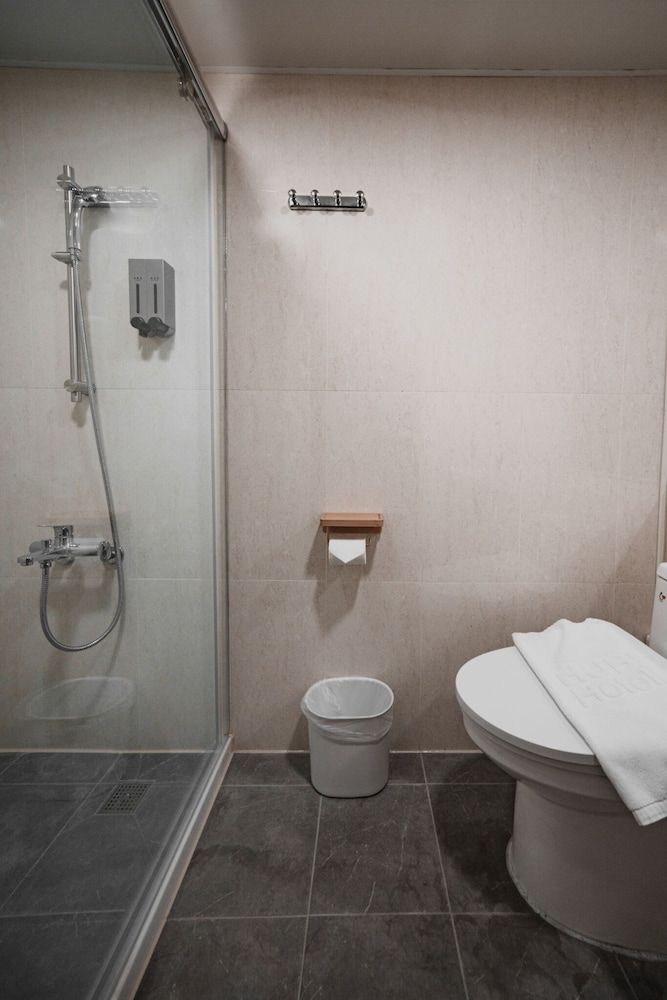 Elite Twin Room