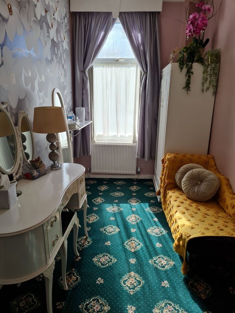 The Mercury Superior Suite, Ensuite ( Double Bed) 4