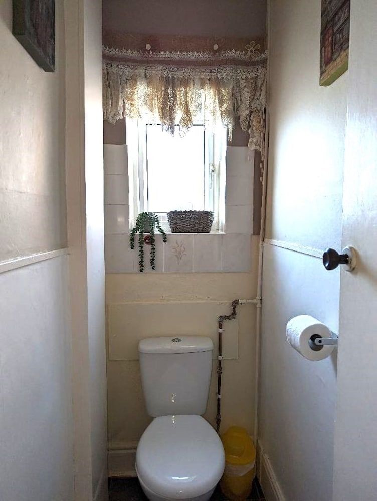 The Mercury Standard Double Room, Ensuite ((Paris)) 6