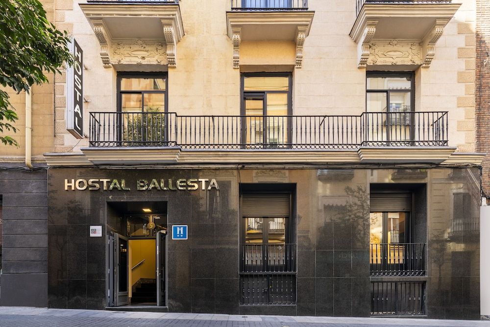undefined Hostal Ballesta 6