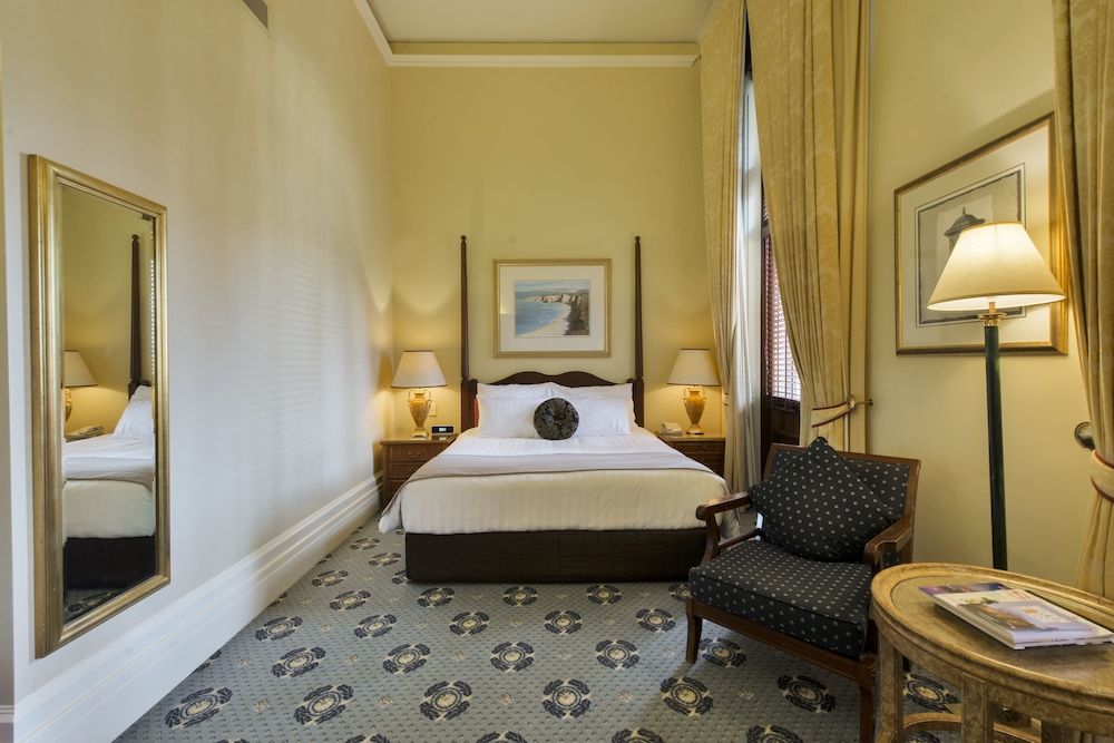 Treasury Brisbane Deluxe King Room 3