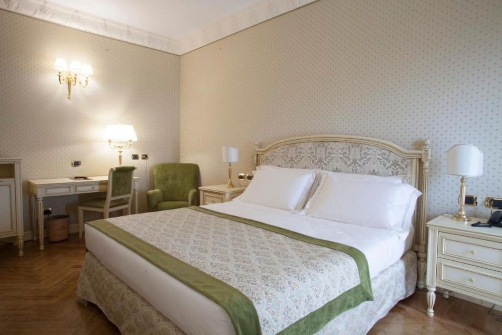 undefined Marconi Hotel 4