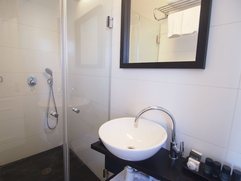 Dizengoff Avenue Hotel Economy Room 7