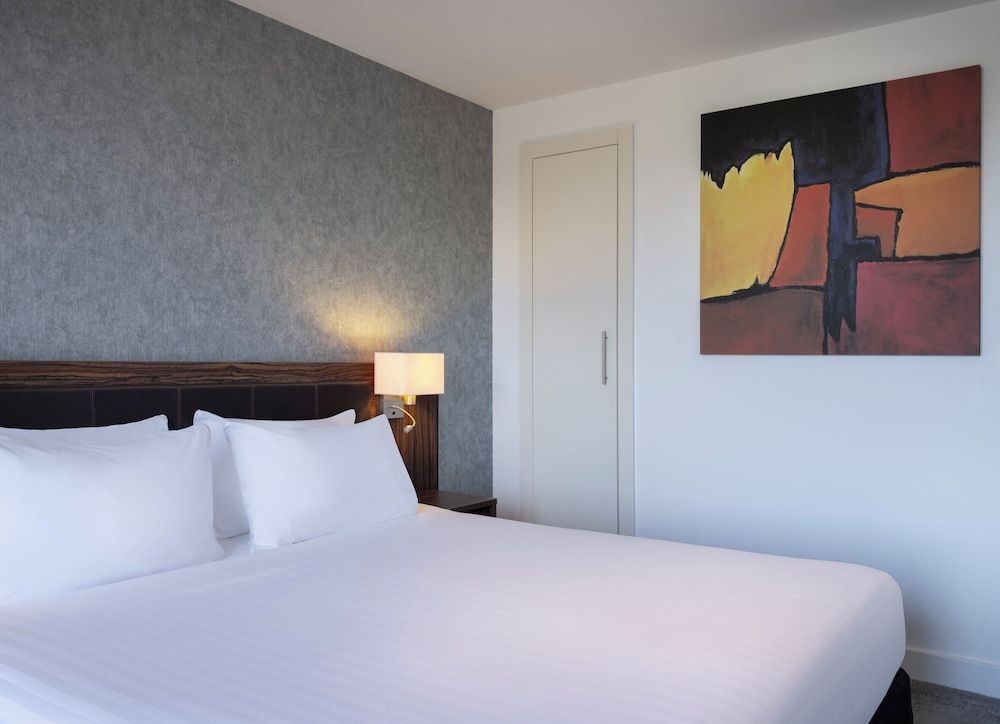 Standard Room, 1 Queen Bed