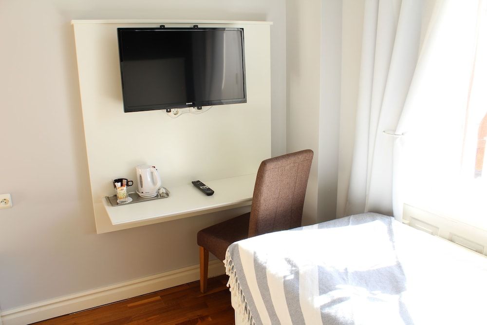 Hotell Hjalmar Triple Room 16