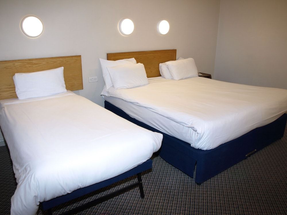 247 Hotel Twin Room 12