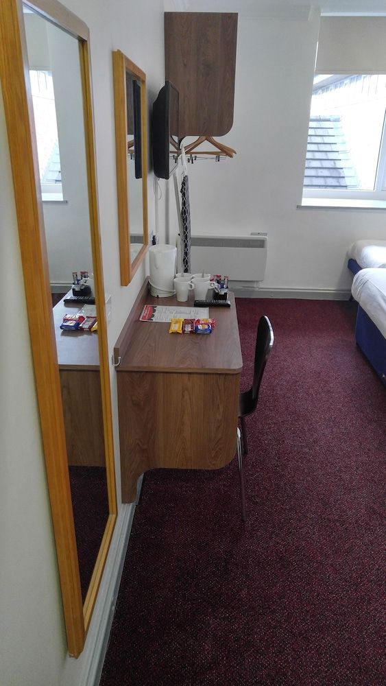 247 Hotel Twin Room 27