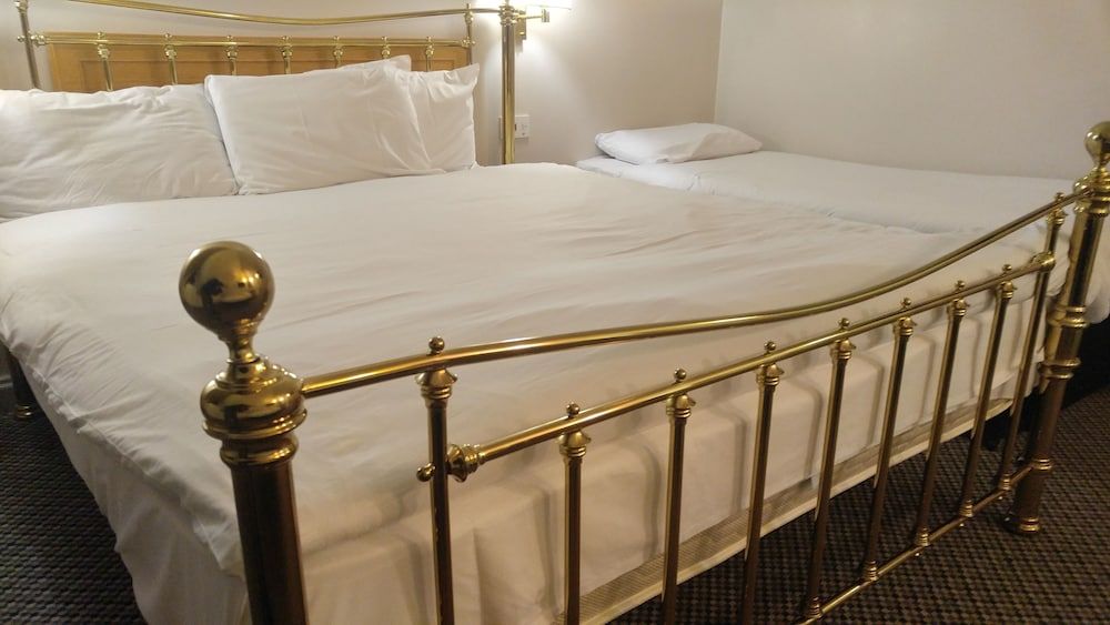 247 Hotel Twin Room 5