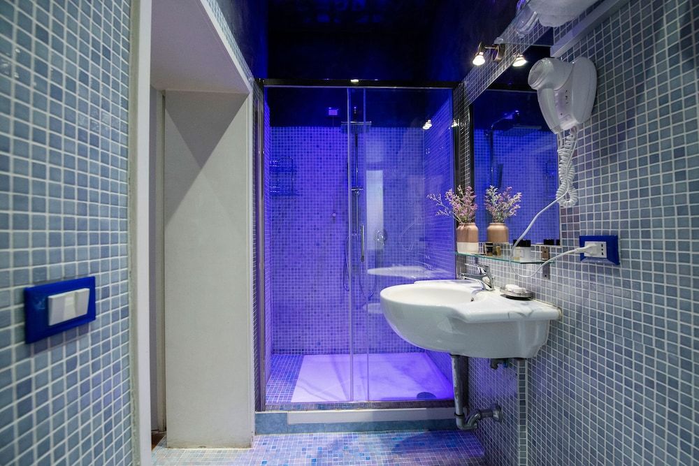 Town House Campo de' Fiori Standard Double Room 8