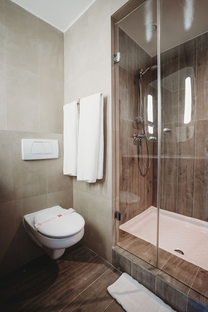 Ibis Casablanca Nearshore Standard Room, 2 Twin Beds 5