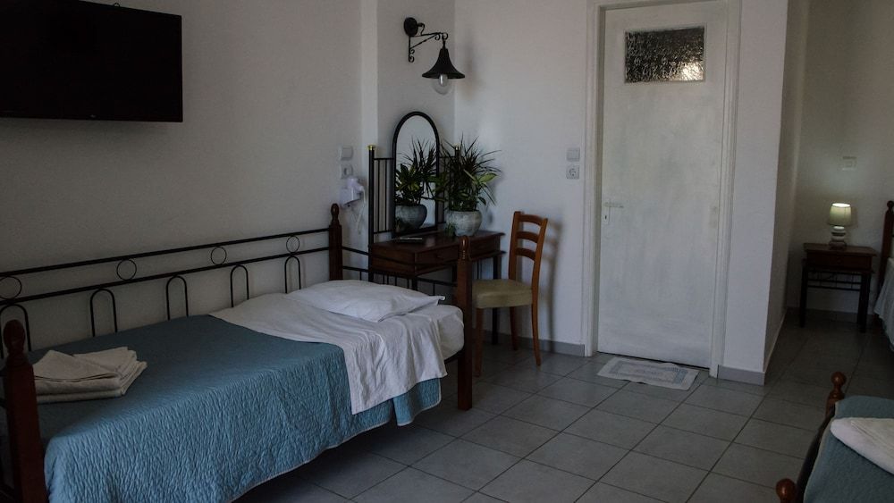 Grande Murano Family Room Sea View 4