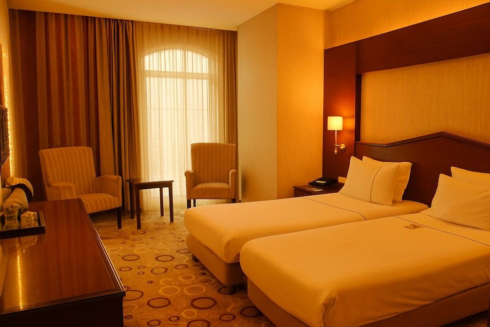 Family Room, Connecting Rooms