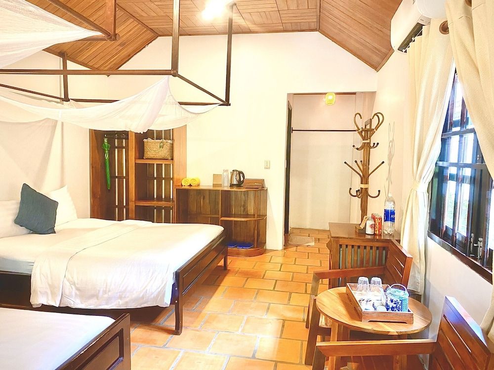Thanh Kieu Beach Resort Bungalow, Garden View