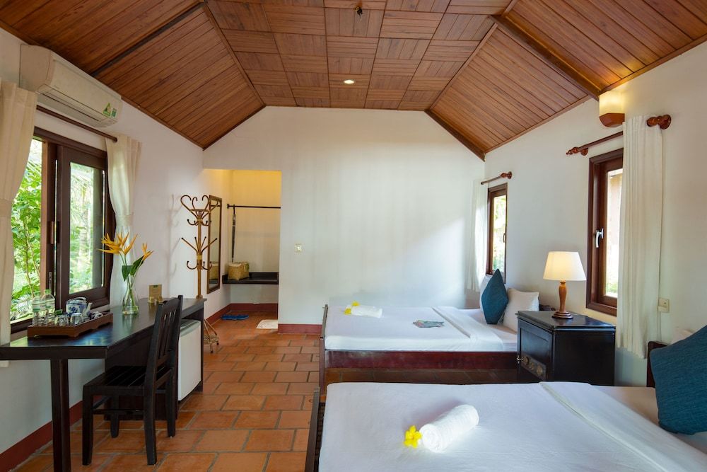 Thanh Kieu Beach Resort Bungalow, Garden View 4