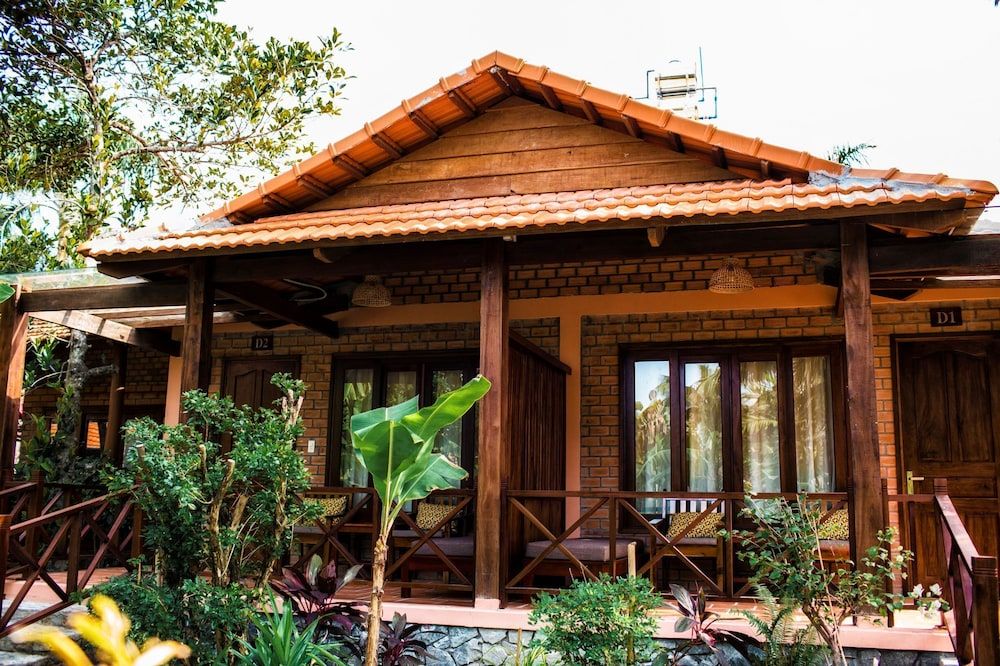 undefined Thanh Kieu Beach Resort 6