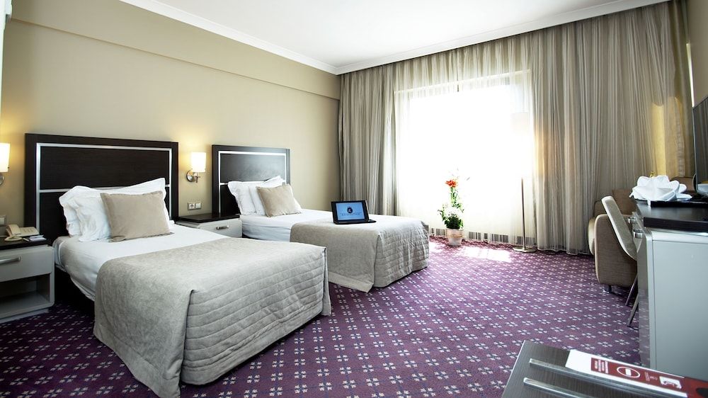 Kaya Prestige Standard Twin Room 3