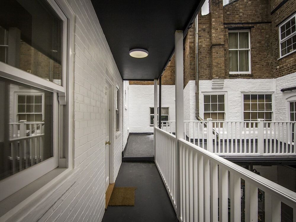 The Mount Pleasant Hotel Economy Double Room, Ensuite 4