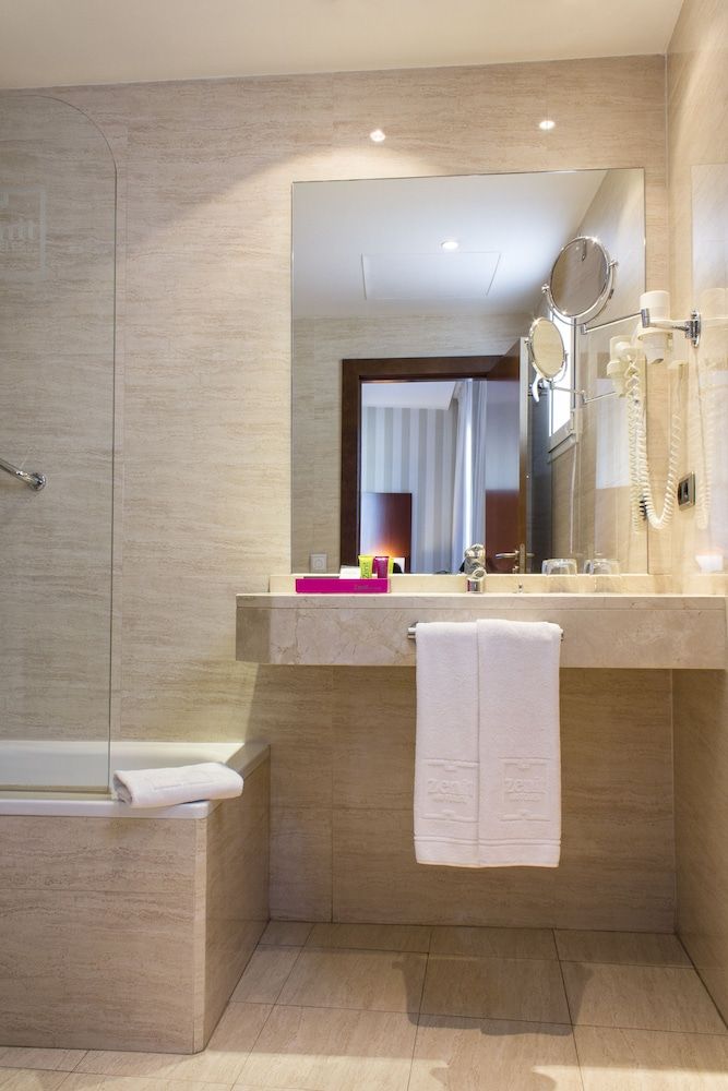 Hotel RH Murcia Centro Double Room Single Use 4