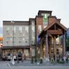 Holiday Inn Express Golden-Kicking Horse by IHG