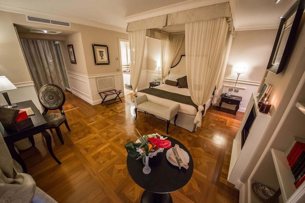 Victoria Hotel Letterario Junior Suite 4