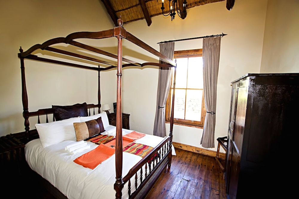 Zebra Lodge - Family Room