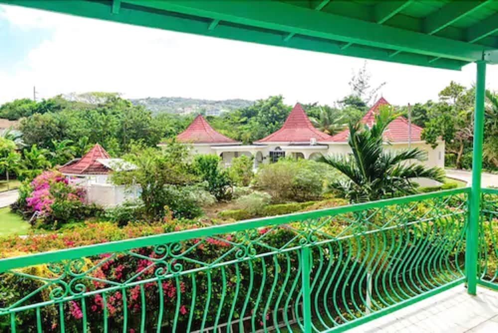 Villa Sonate Junior Room 10