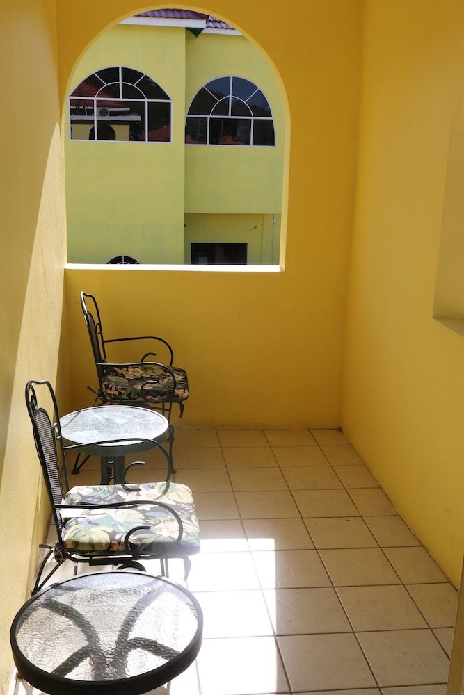 Villa Sonate Honeymoon Suite 6