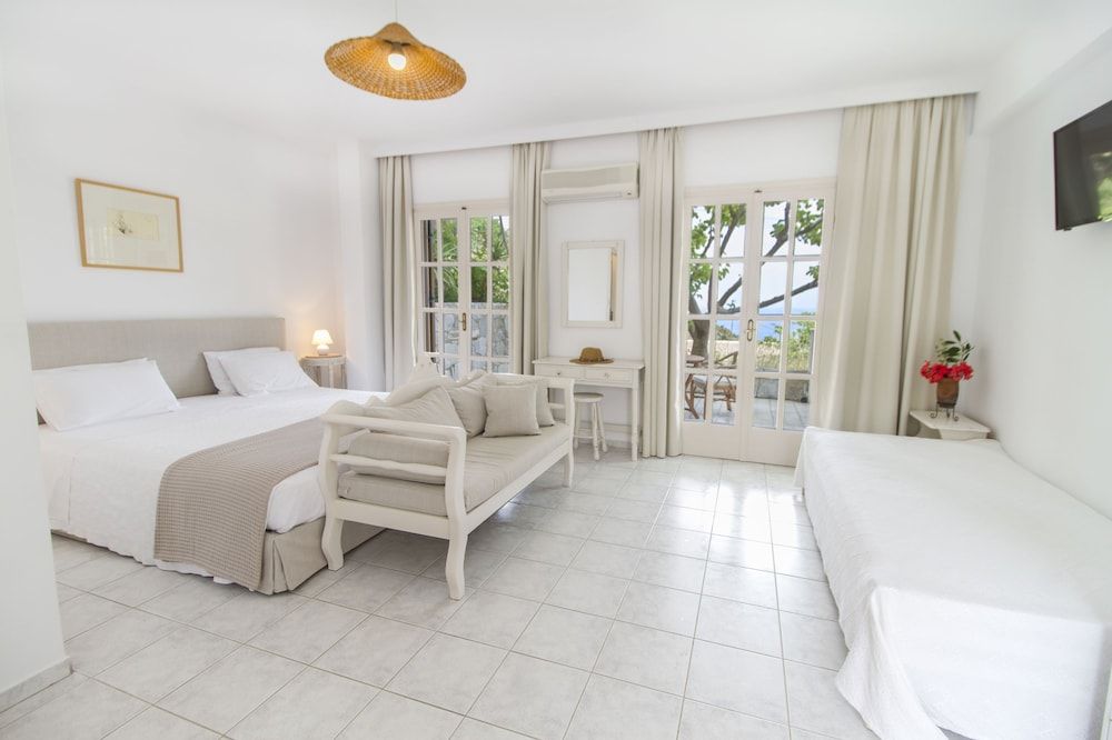 Superior Studio, Ocean View