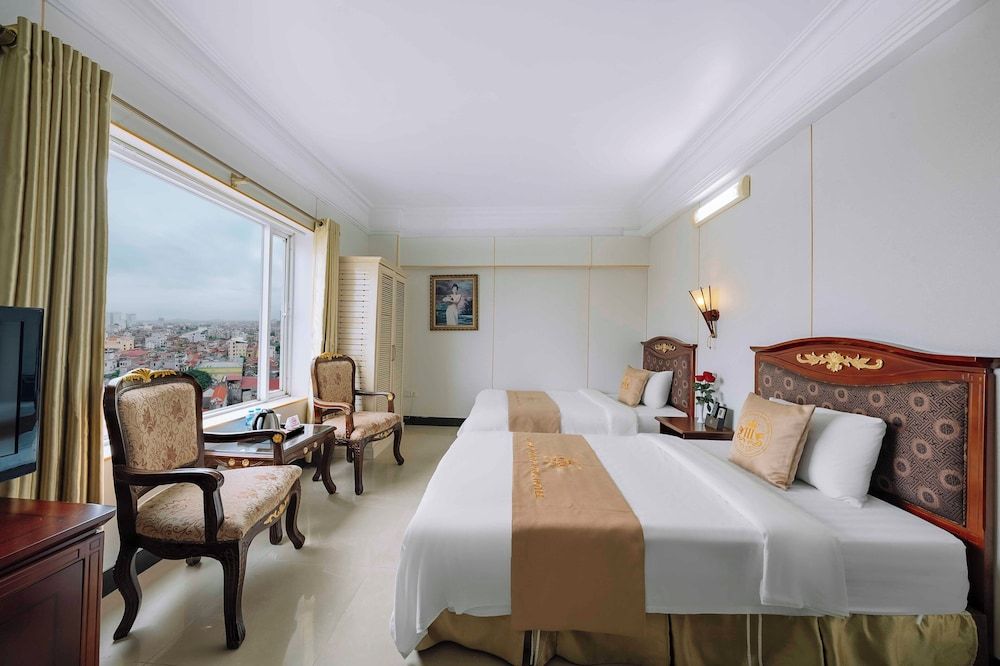 Hoang Long Hotel - Hai Phong Center Superior Double or Twin Room, City View 2