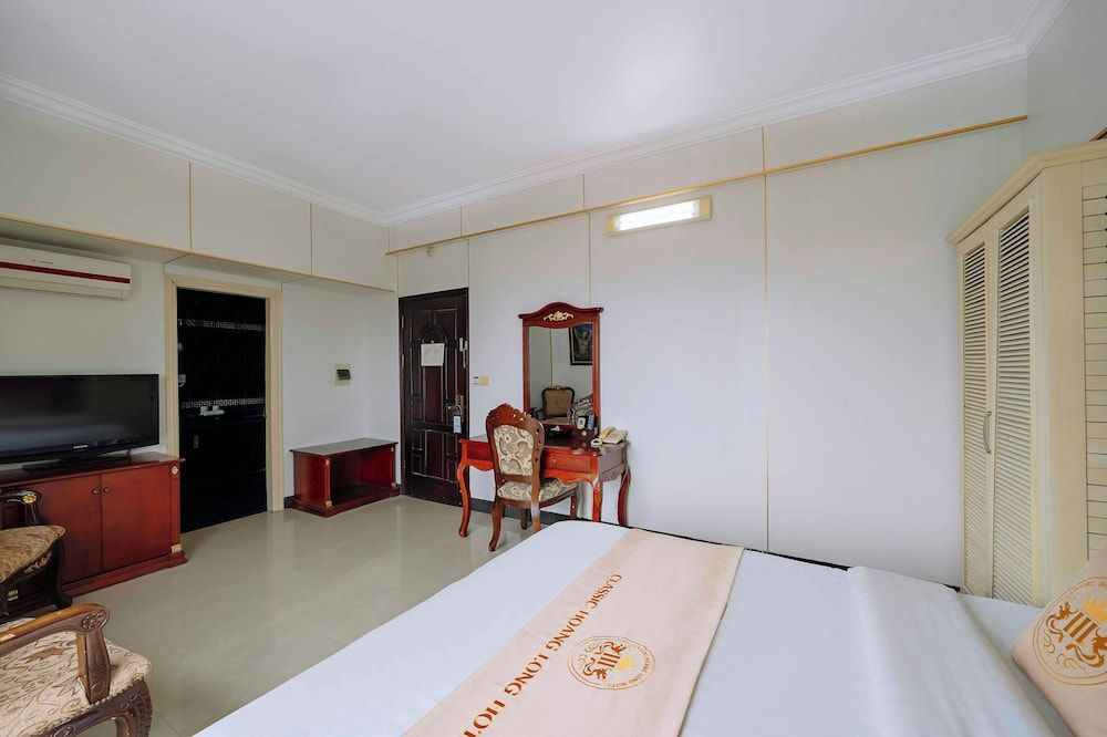 Hoang Long Hotel - Hai Phong Center Superior Double or Twin Room, City View 11