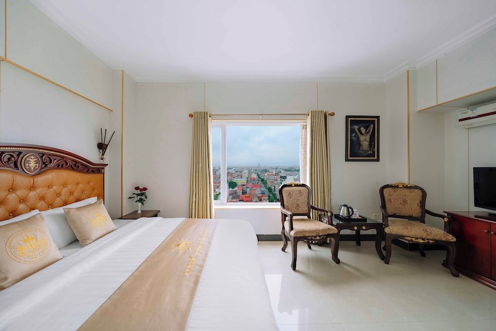 Hoang Long Hotel - Hai Phong Center Superior Double or Twin Room, City View 10