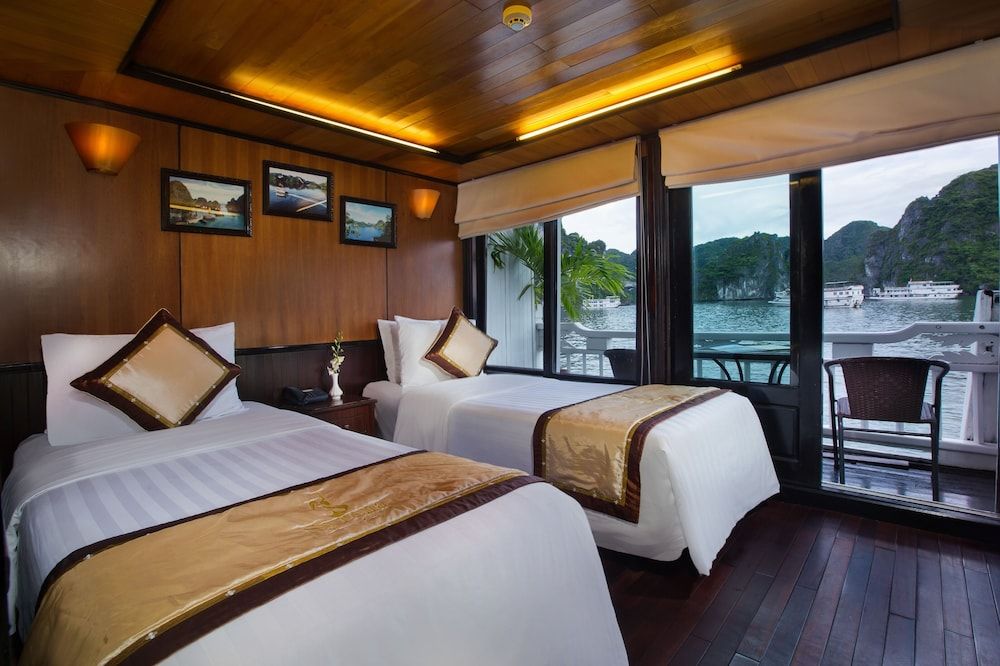 Syrena Cruises Deluxe Double or Twin Room S2 - Private Balcony 2