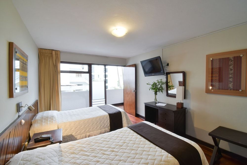 undefined Hotel Señorial 4