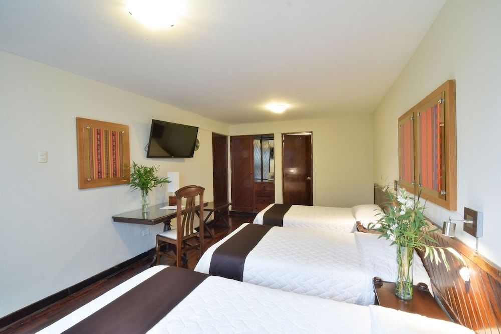 undefined Hotel Señorial 4