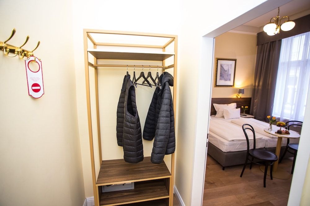 City Pension - Self Check-in Comfort Room 5