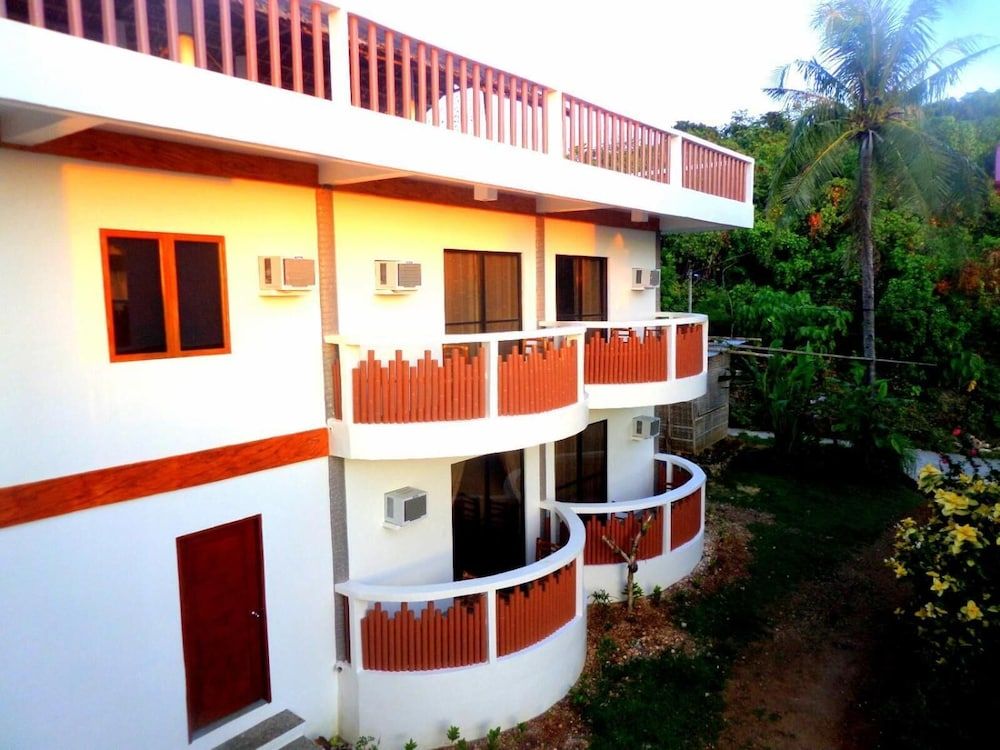 undefined Oasis Resort and Spas 5